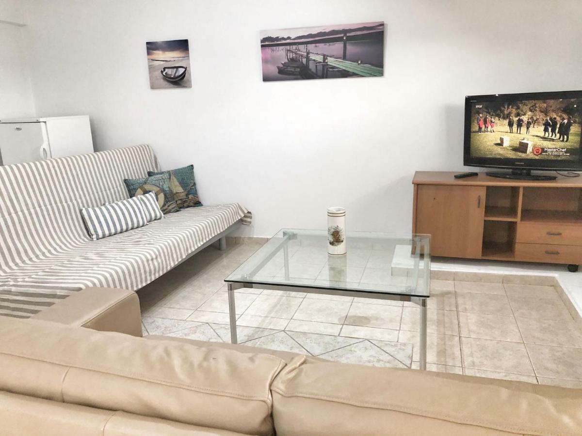 Renovated Apt Close To Beach Wifi Ac Anavyssos Luaran gambar